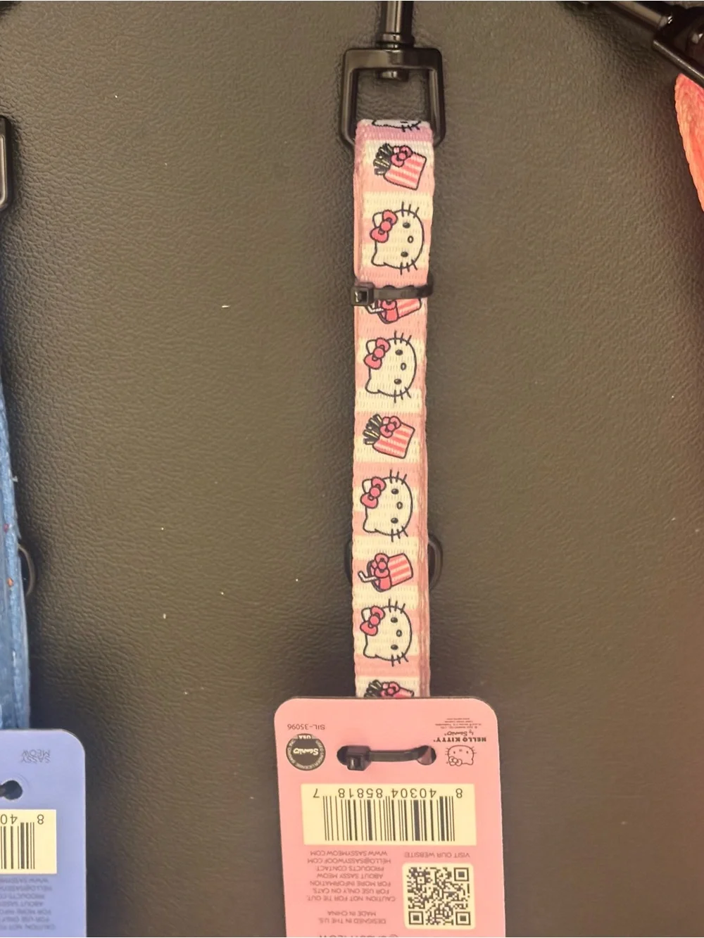 Sassy Meow Sanrio Hello Kitty Pet Leash